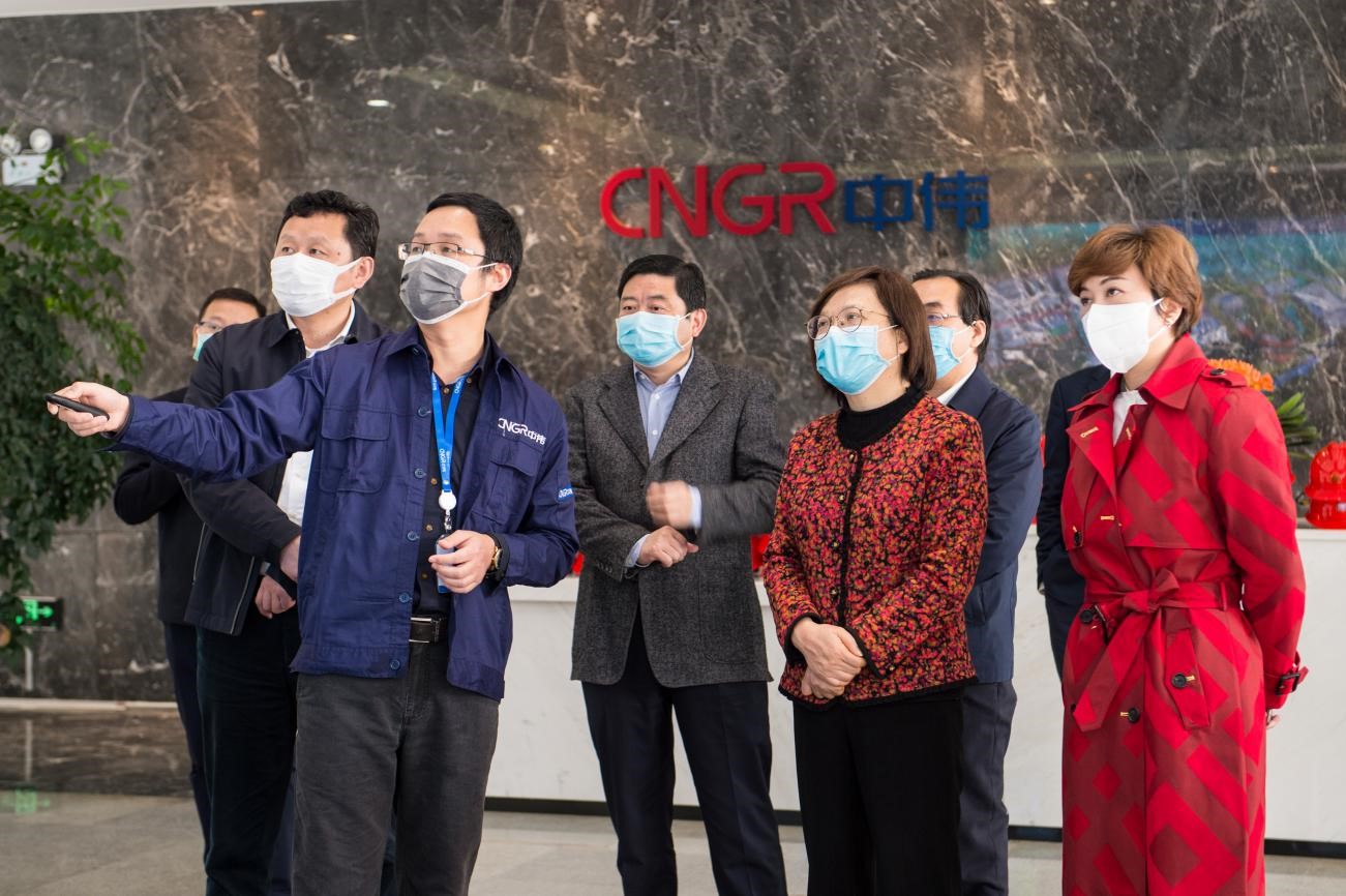 湖南省委常委、常务副省长谢建辉赴Z6尊龙时凯视察复工复产工作