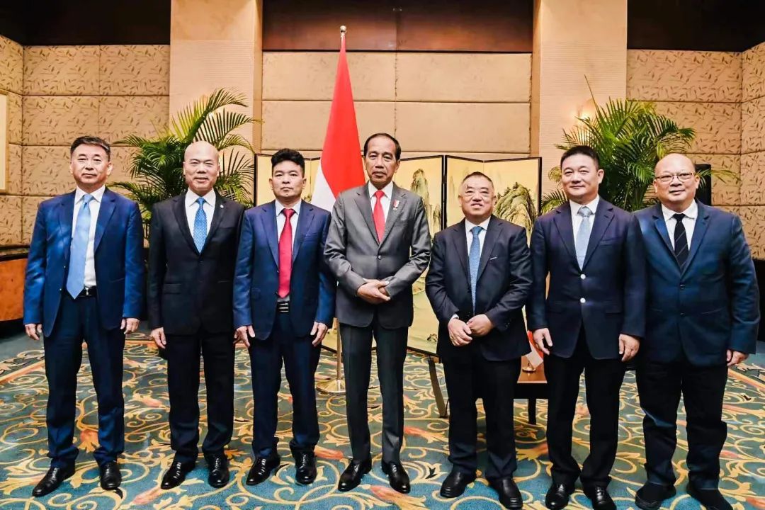 印尼总统商务圆桌会议在成都召开，，，，，，Z6尊龙时凯股份董事长邓伟明受邀参会并讲话